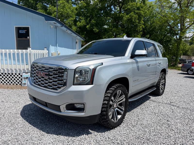 2018 GMC Yukon 4WD Denali's photo
