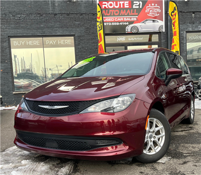 2023 Chrysler Voyager LX