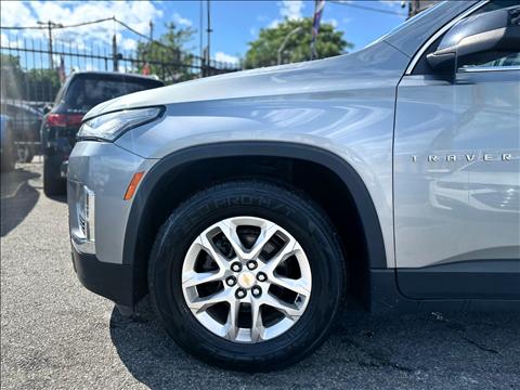 2023 Chevrolet Traverse LS AWD