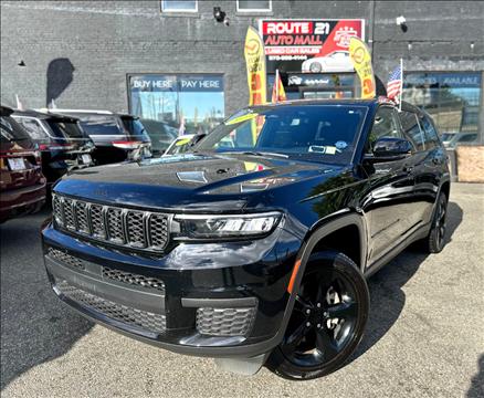 2023 Jeep Grand Cherokee L Laredo 4WD