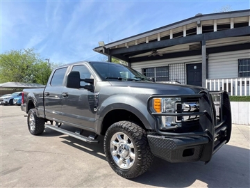 2017 Ford Super Duty F-250 SRW XL 4WD Crew Cab 6.75' Box