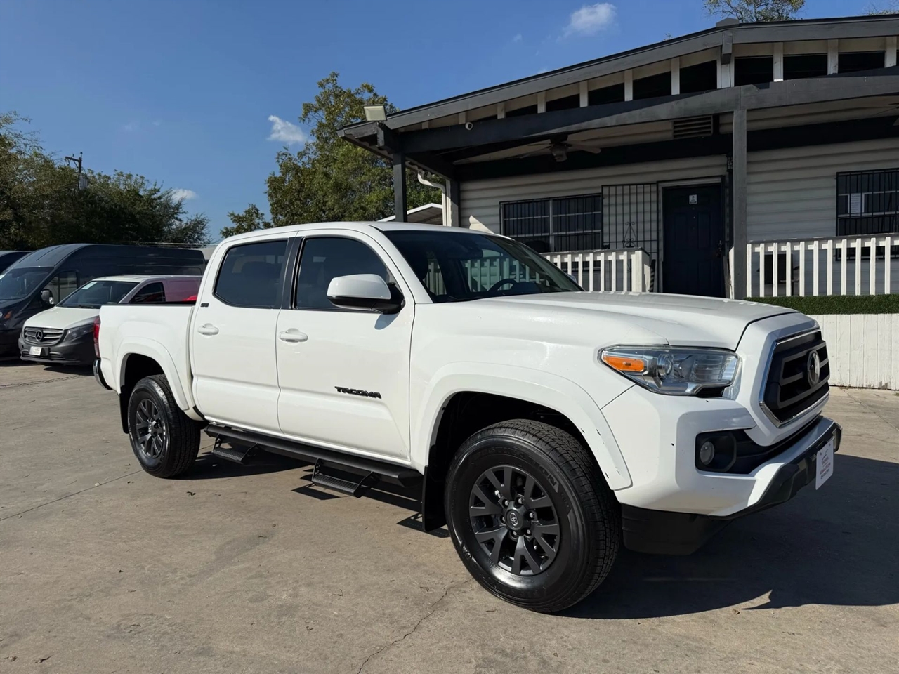 Toyota Tacoma 2WD TRD Off Road Double Cab 5' Bed V6 AT (Natl) 2023