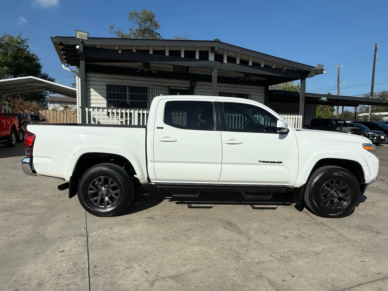 Toyota Tacoma 2WD TRD Off Road Double Cab 5' Bed V6 AT (Natl) 2023
