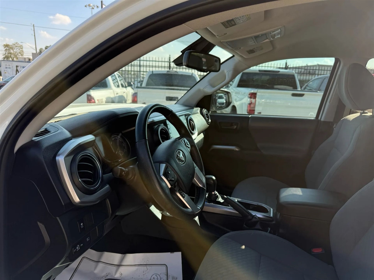 Toyota Tacoma 2WD TRD Off Road Double Cab 5' Bed V6 AT (Natl) 2023