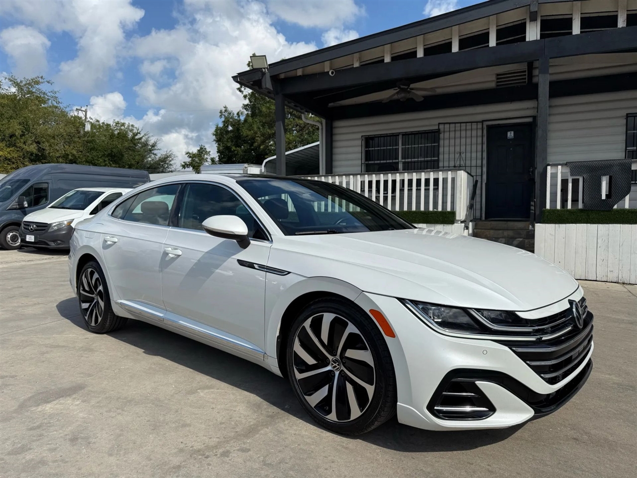 Volkswagen Arteon SEL R-Line FWD 2021