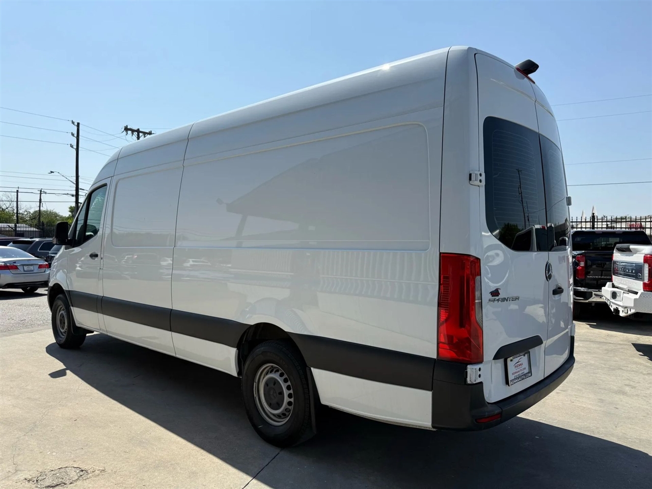 Mercedes-Benz Sprinter Van 2500 High Roof I4 Gas 170" RWD 2022