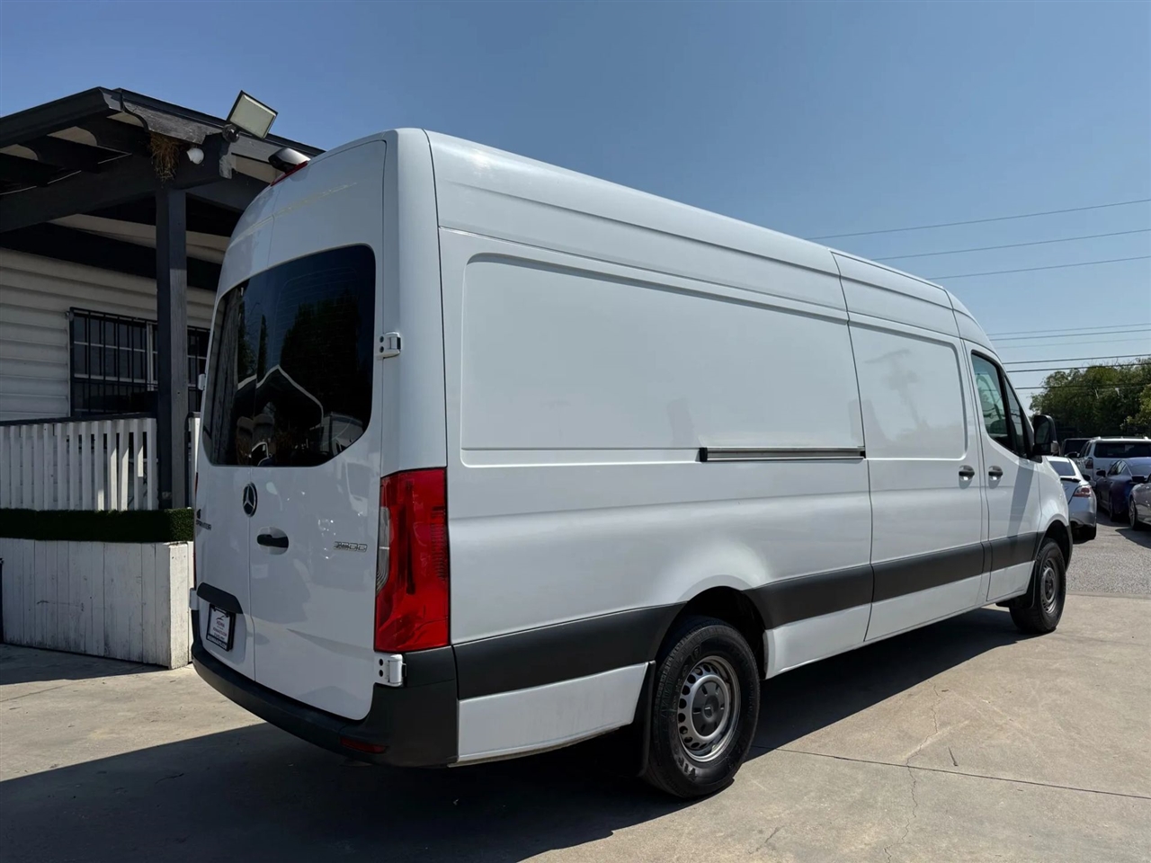 Mercedes-Benz Sprinter Van 2500 High Roof I4 Gas 170" RWD 2022