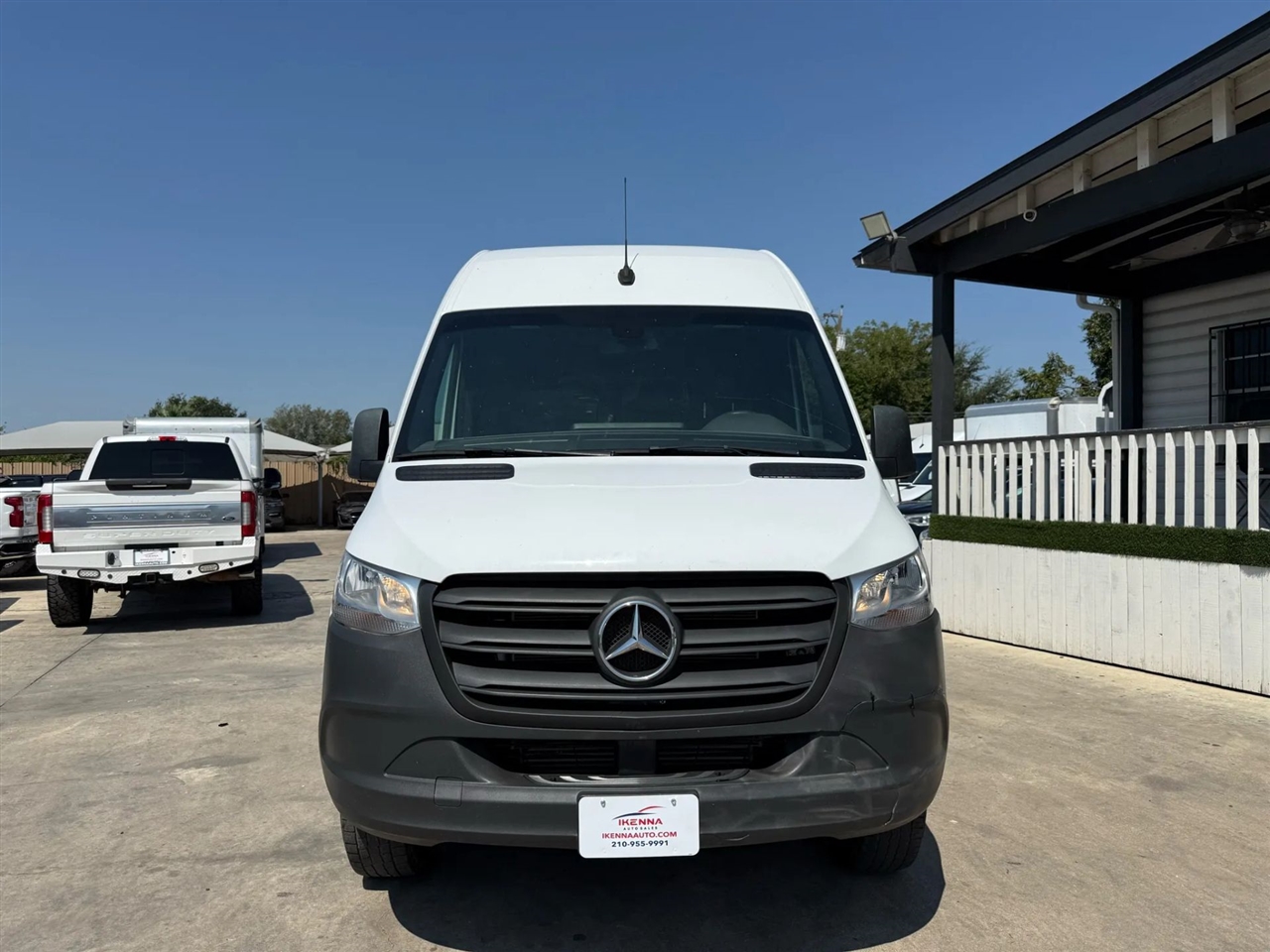 Mercedes-Benz Sprinter Van 2500 High Roof I4 Gas 170" RWD 2022