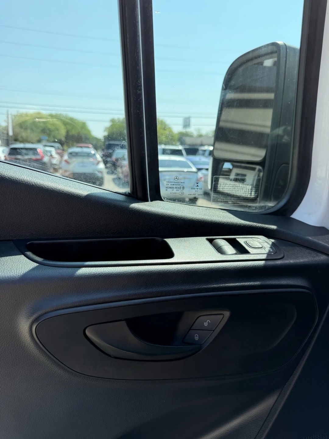 Mercedes-Benz Sprinter Van 2500 High Roof I4 Gas 170" RWD 2022