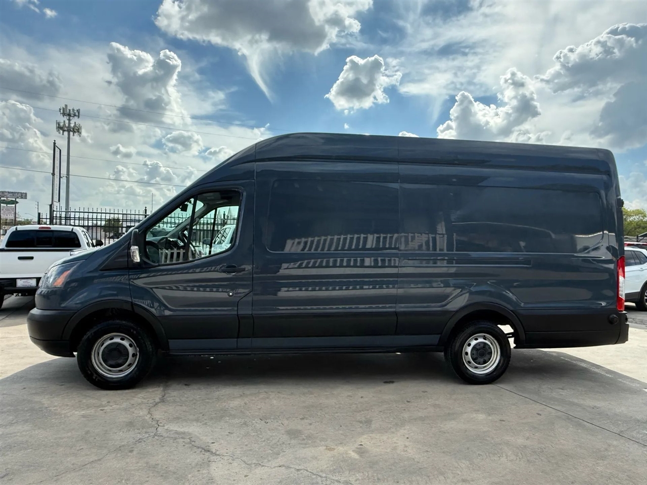 Ford Transit Van T-250 148" EL Hi Rf 9000 GVWR Sliding RH Dr 2019