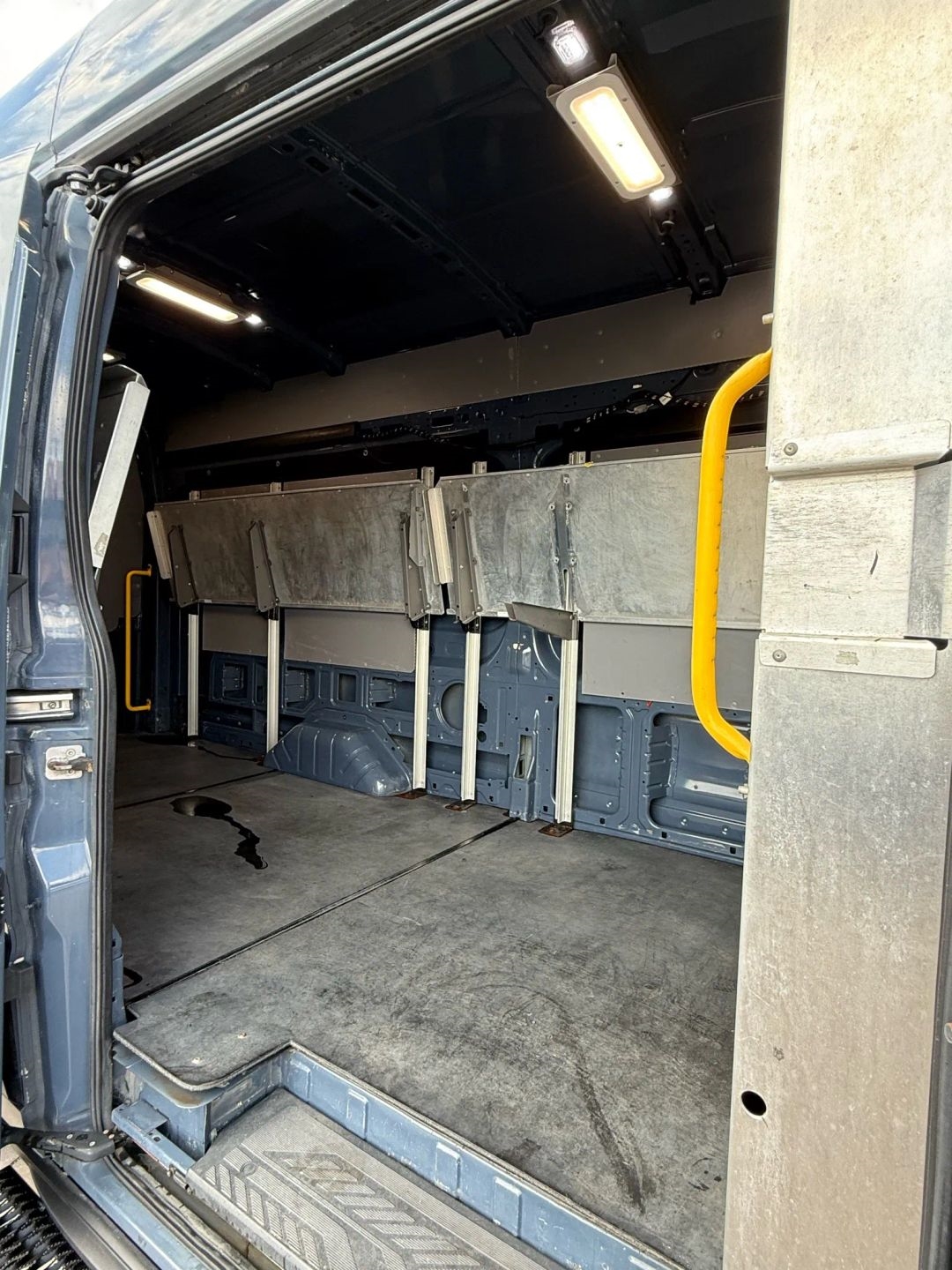 Ford Transit Van T-250 148" EL Hi Rf 9000 GVWR Sliding RH Dr 2019