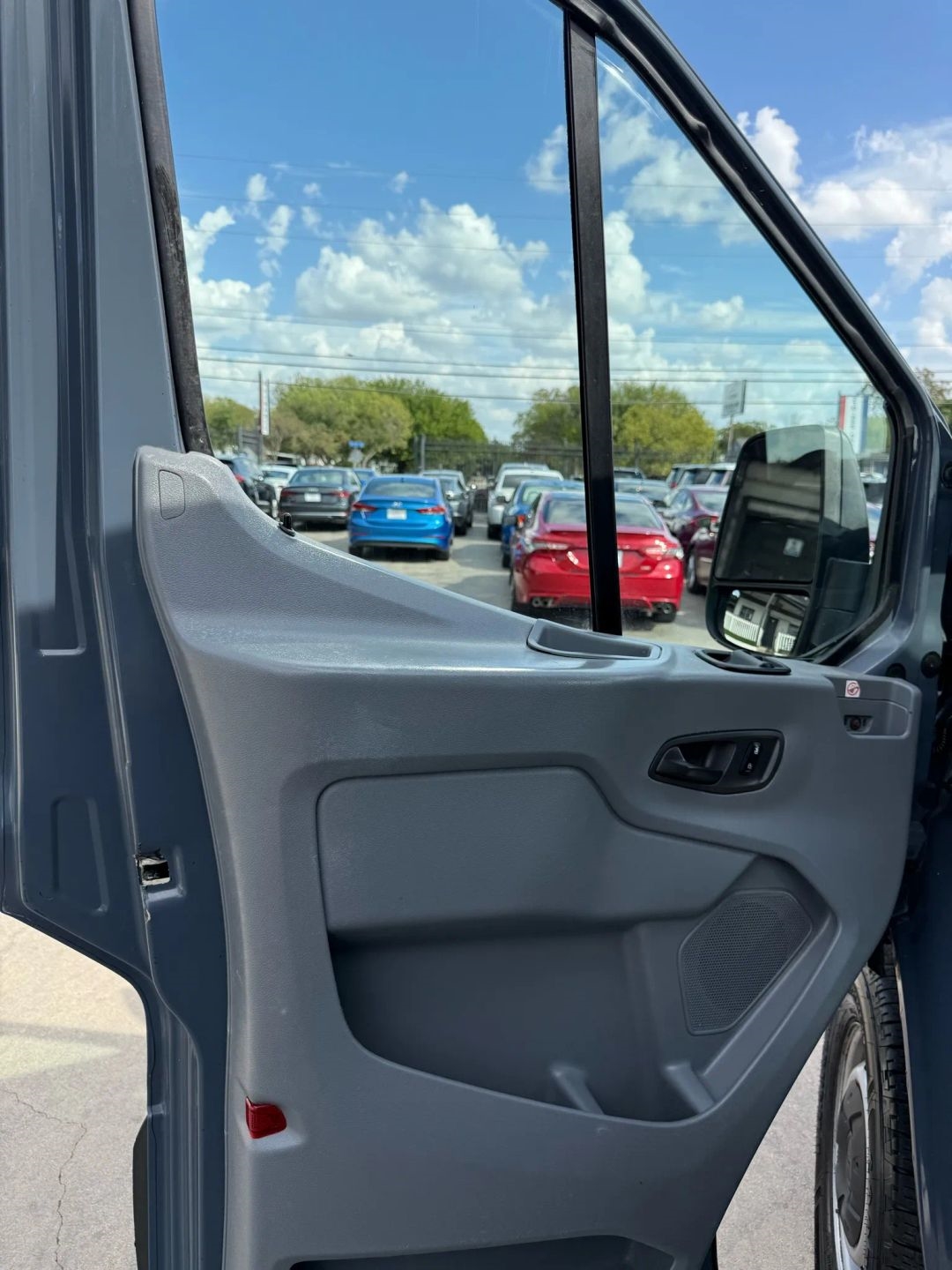 Ford Transit Van T-250 148" EL Hi Rf 9000 GVWR Sliding RH Dr 2019