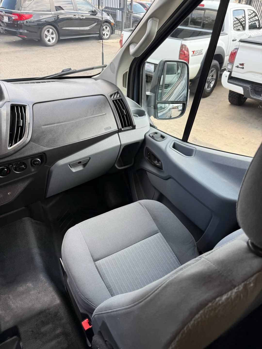 Ford Transit Van T-250 148" EL Hi Rf 9000 GVWR Sliding RH Dr 2019