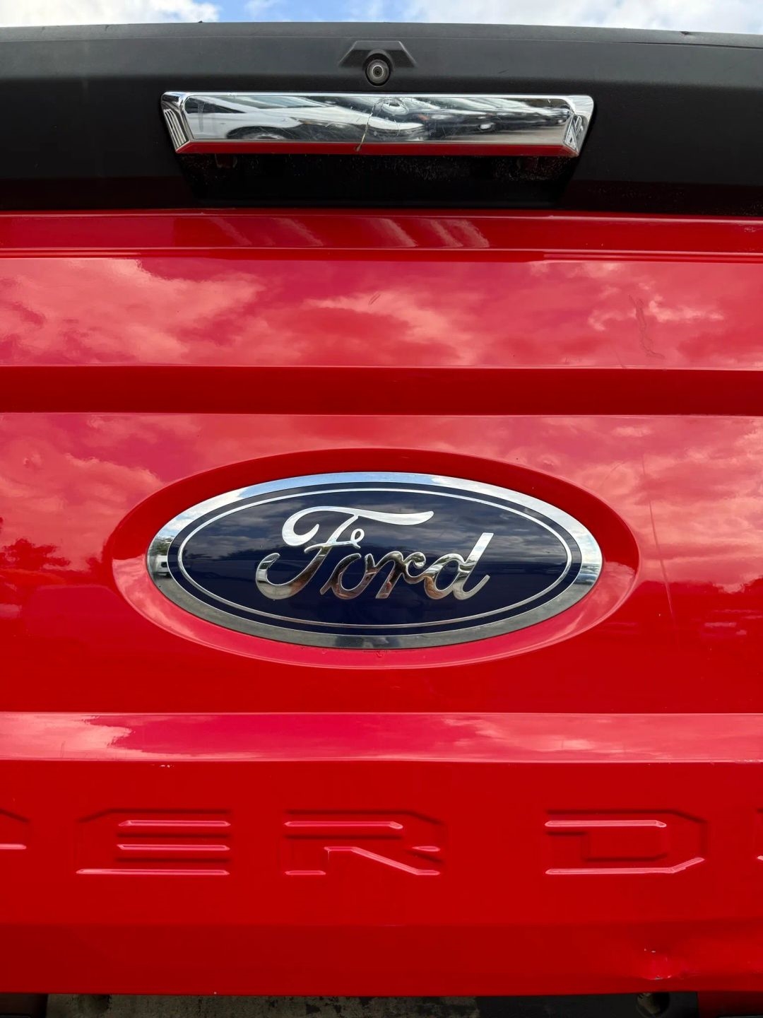 Ford Super Duty F-250 SRW King Ranch 4WD Crew Cab 8' Box 2017