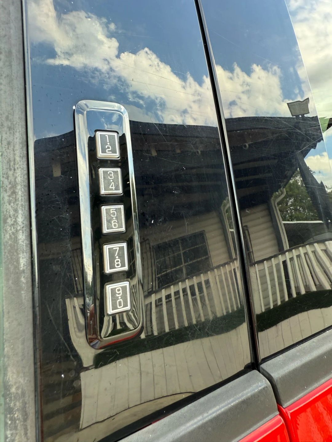 Ford Super Duty F-250 SRW King Ranch 4WD Crew Cab 8' Box 2017