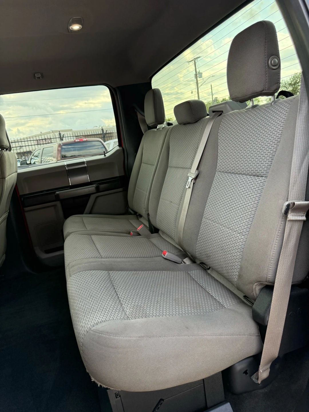 Ford Super Duty F-250 SRW King Ranch 4WD Crew Cab 8' Box 2017