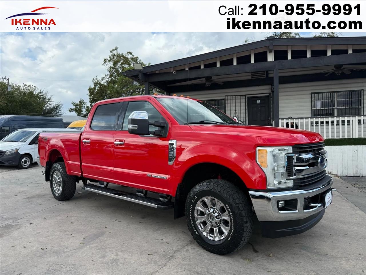 Ford Super Duty F-250 SRW King Ranch 4WD Crew Cab 8' Box 2017