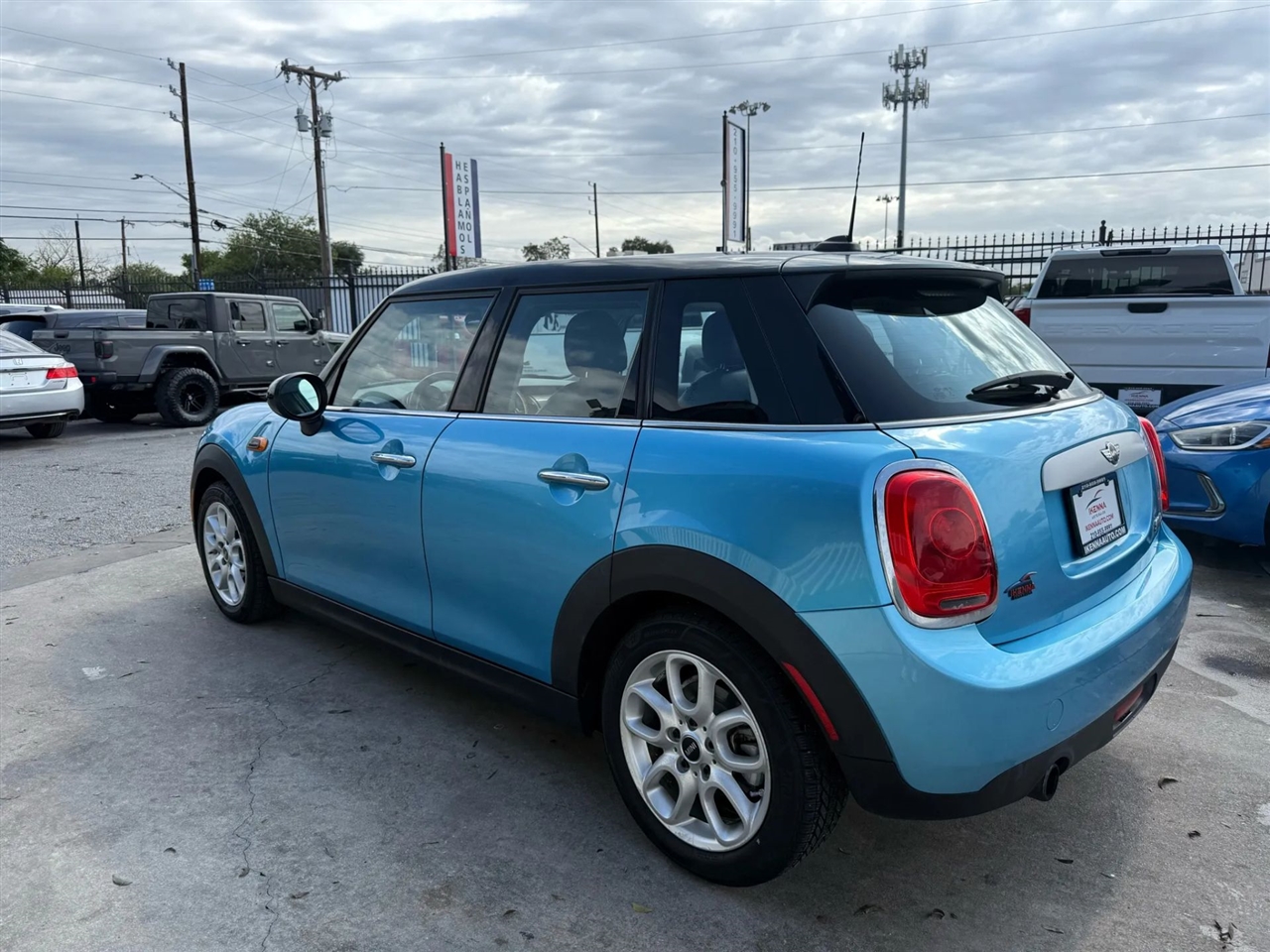 MINI Cooper Hardtop 4 Door 4dr HB 2015