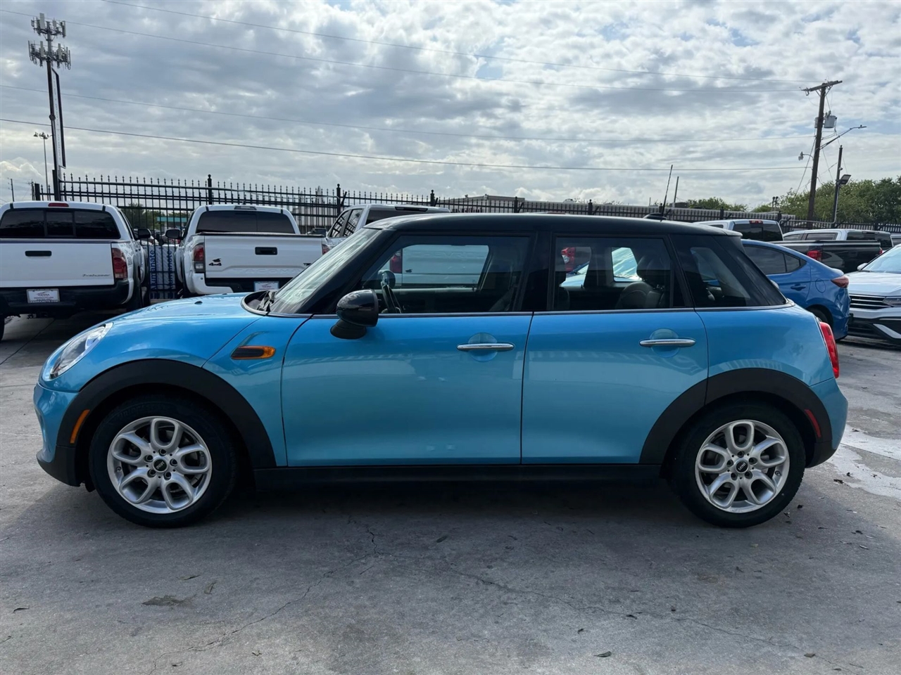 MINI Cooper Hardtop 4 Door 4dr HB 2015
