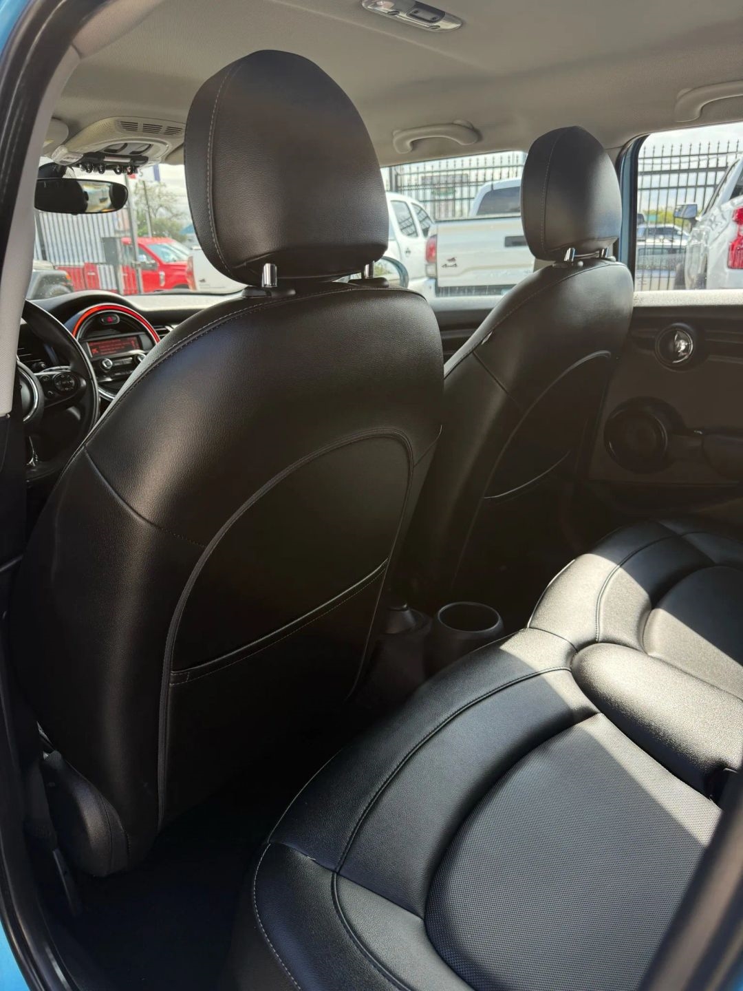 MINI Cooper Hardtop 4 Door 4dr HB 2015