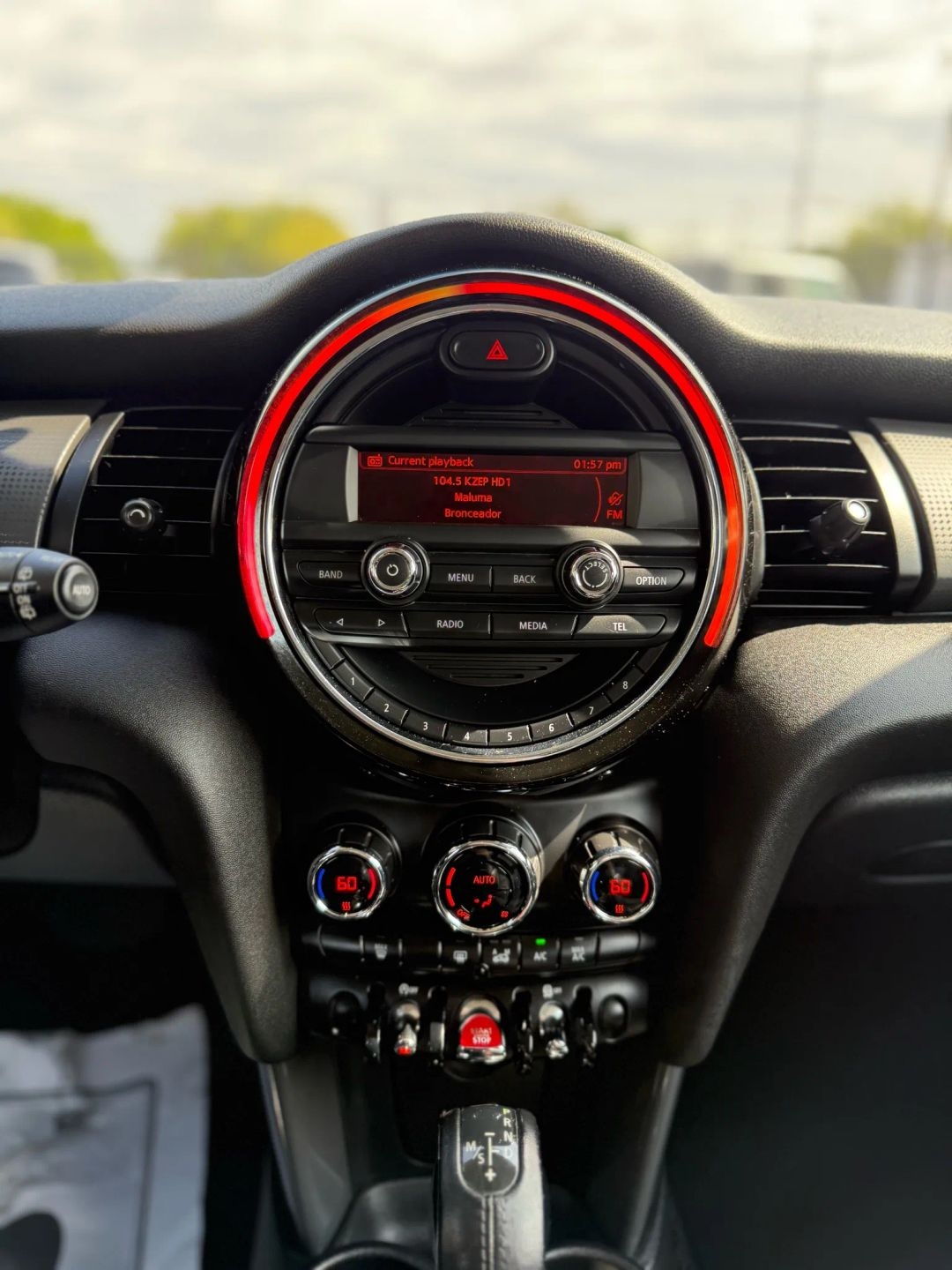 MINI Cooper Hardtop 4 Door 4dr HB 2015