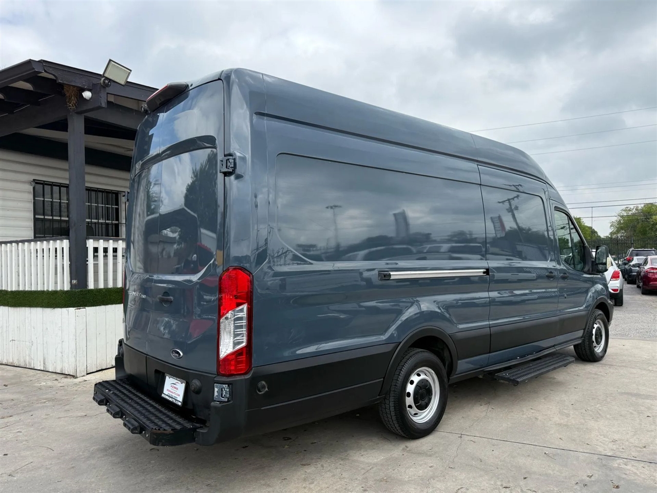 Ford Transit Van T-250 148" EL Hi Rf 9000 GVWR Sliding RH Dr 2019