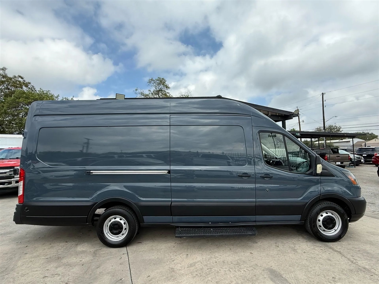 Ford Transit Van T-250 148" EL Hi Rf 9000 GVWR Sliding RH Dr 2019