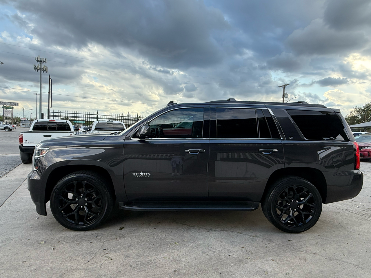 Chevrolet Tahoe 2WD 4dr LT 2018