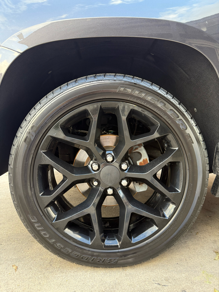 Chevrolet Tahoe 2WD 4dr LT 2018