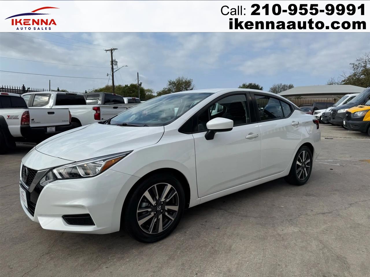 2022 Nissan Versa SV CVT