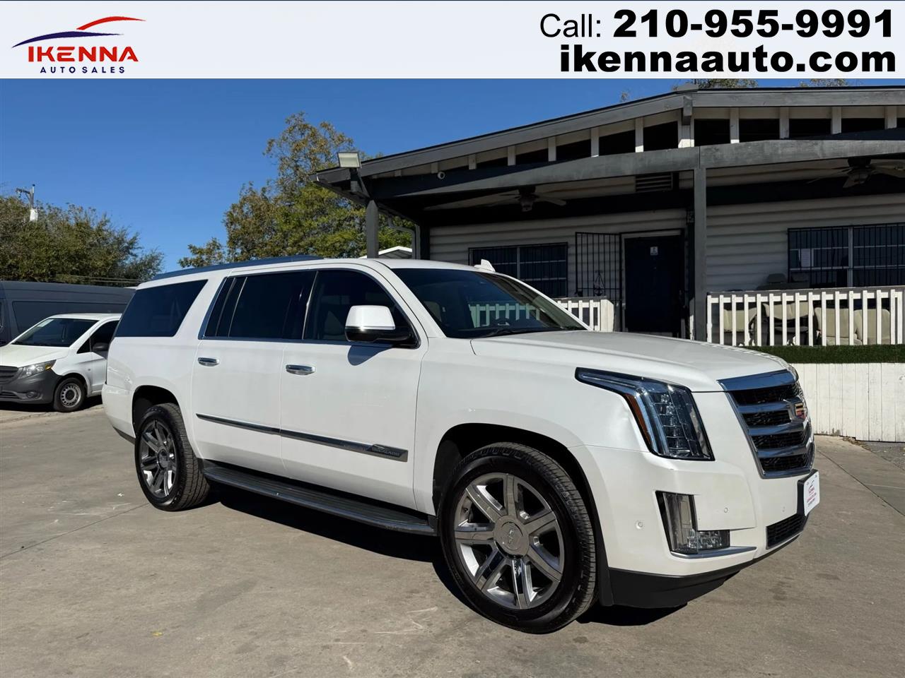 2017 Cadillac Escalade ESV 2WD 4dr Luxury