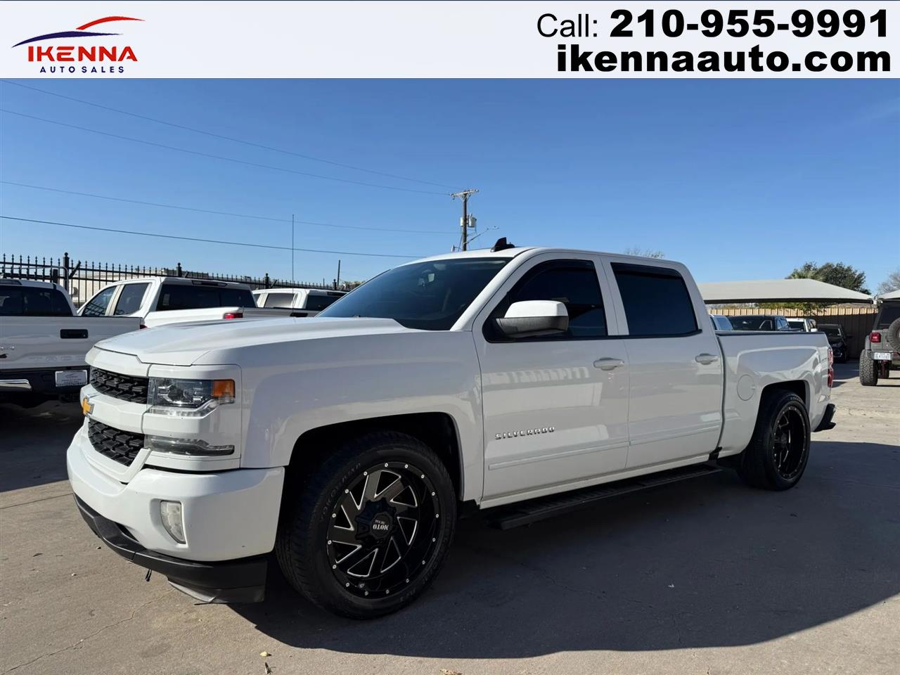 2017 Chevrolet Silverado 1500 2WD Crew Cab 143.5" LT w/1LT