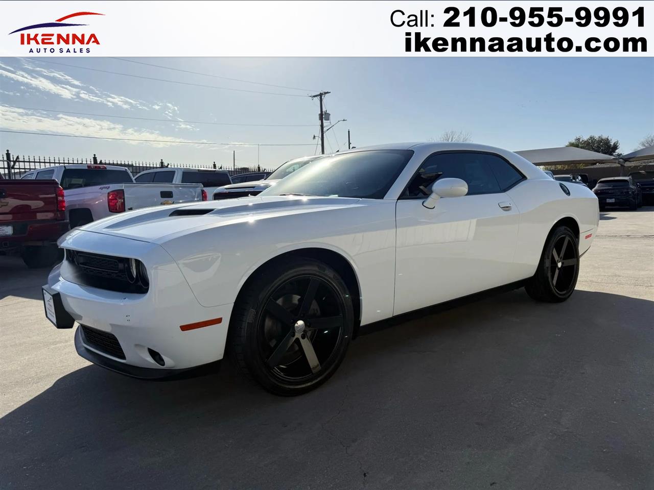 2018 Dodge Challenger SXT RWD