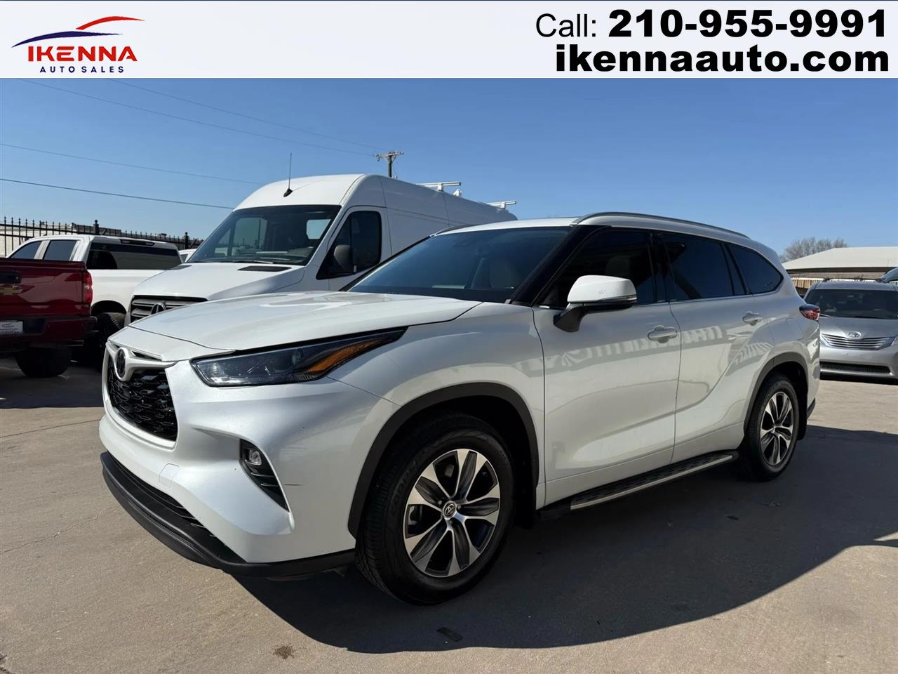 2022 Toyota Highlander XLE FWD (Natl)