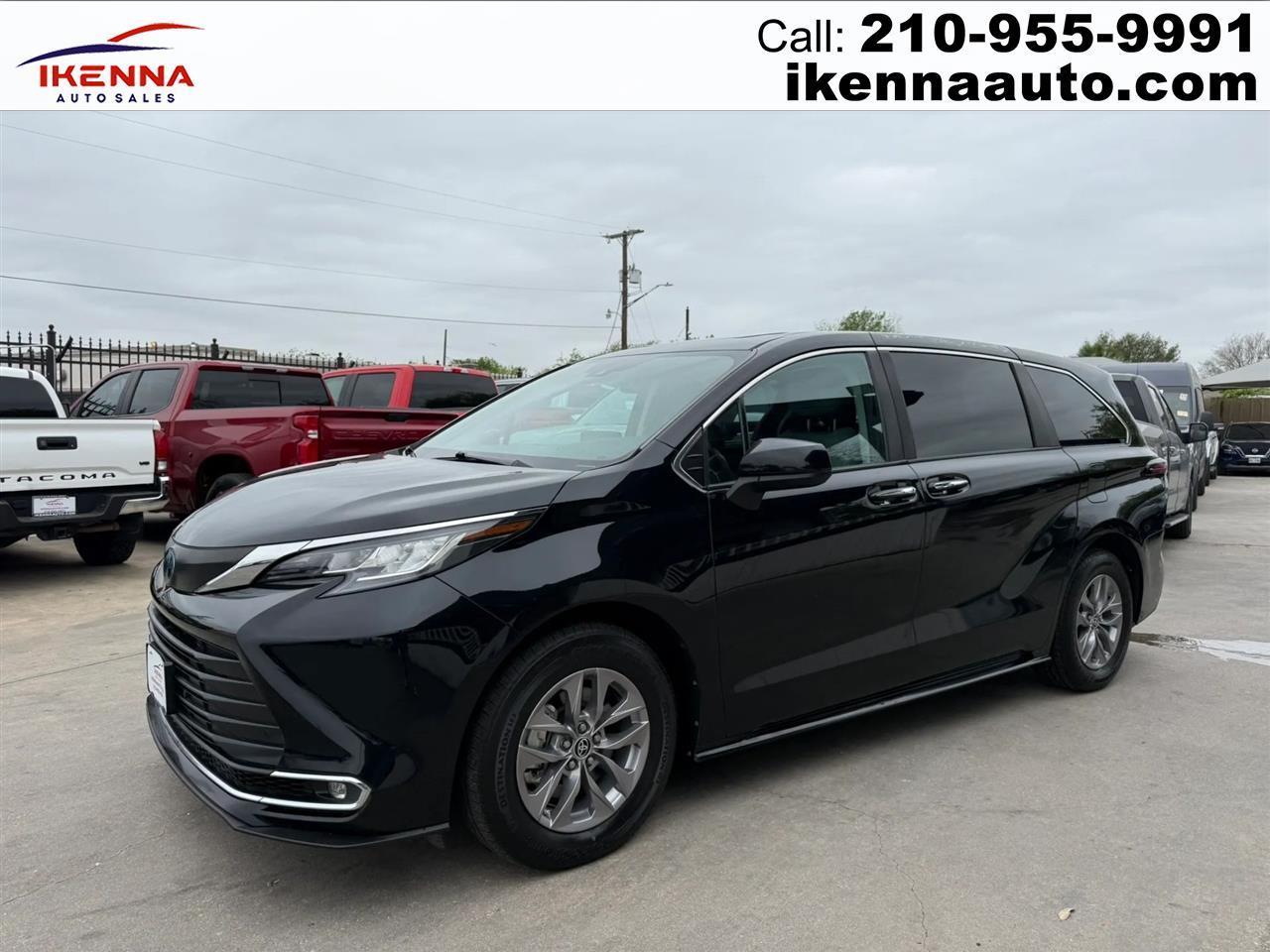 2022 Toyota Sienna XLE FWD 7-Passenger (Natl)