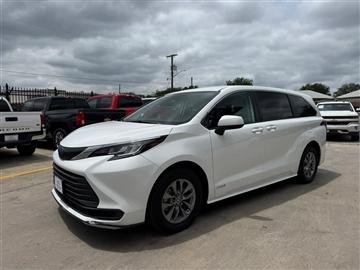 2021 Toyota Sienna LE FWD 8-Passenger (Natl)
