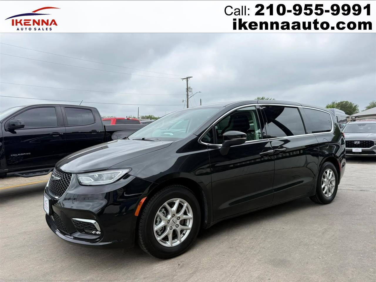 2023 Chrysler Pacifica Touring L FWD