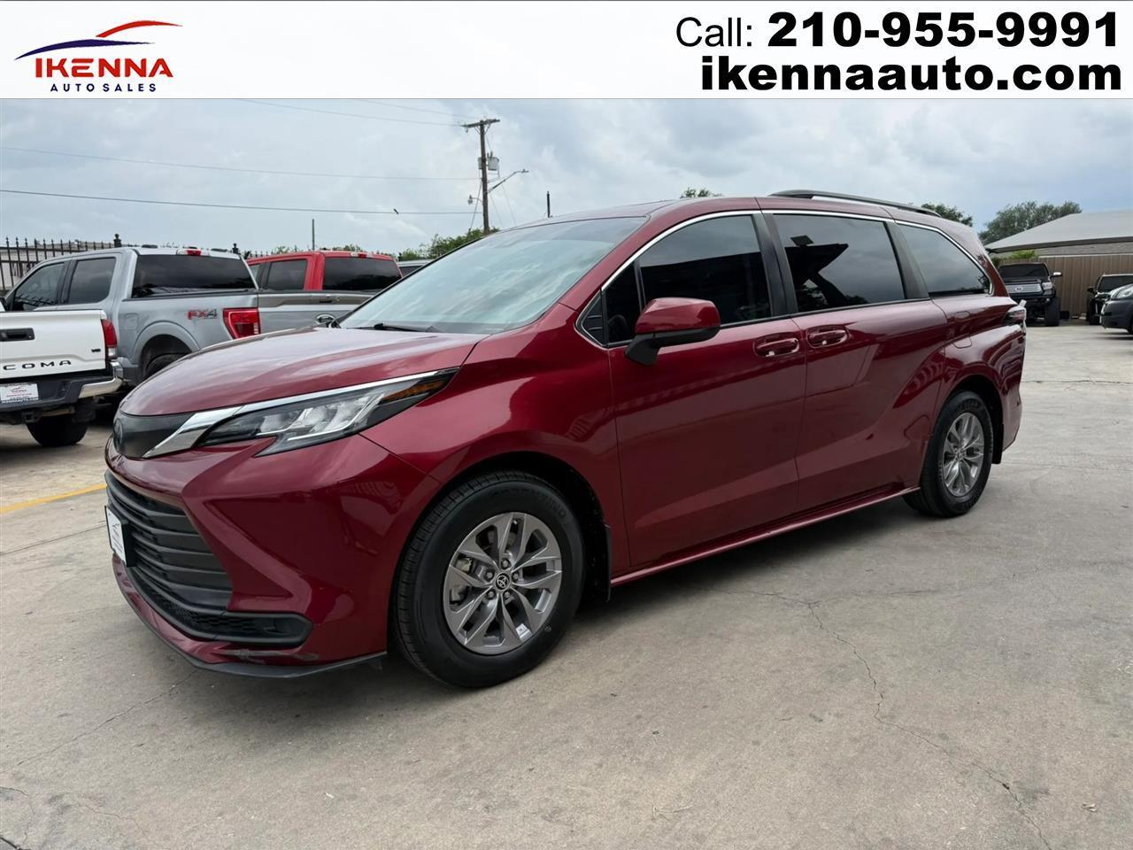 2022 Toyota Sienna LE FWD 8-Passenger (Natl)