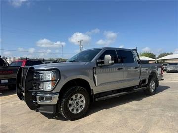 2023 Ford Super Duty F-250 SRW King Ranch 4WD Crew Cab 8' Box