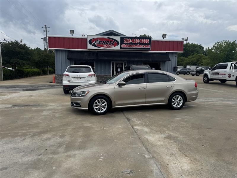 2016 Volkswagen Passat 1.8T S Auto's photo