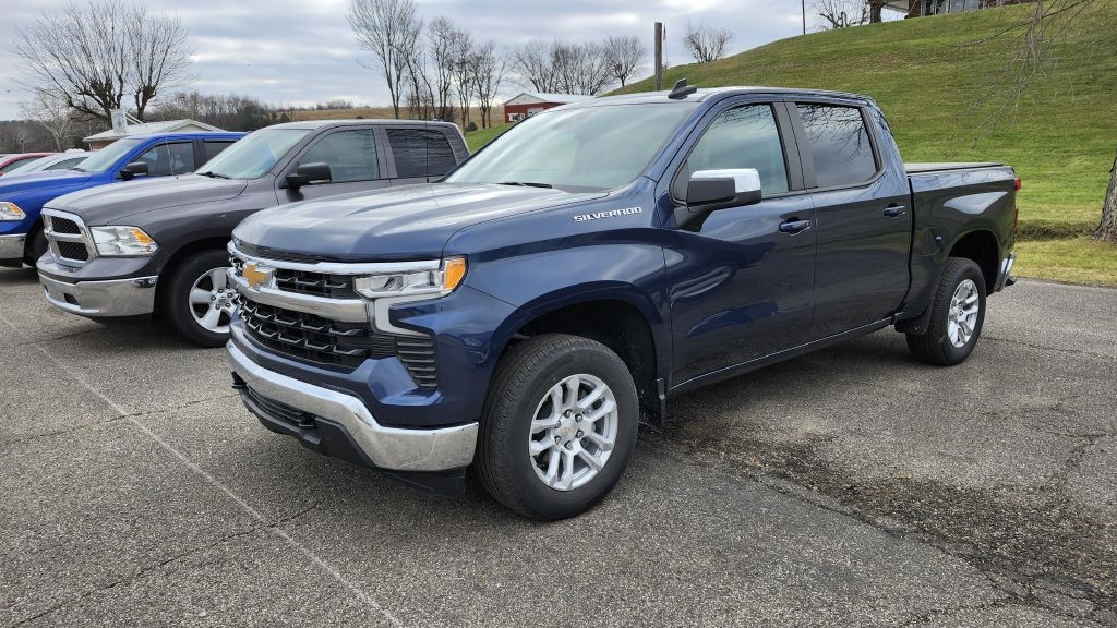 2022 Chevrolet Silverado 1500 LT's photo