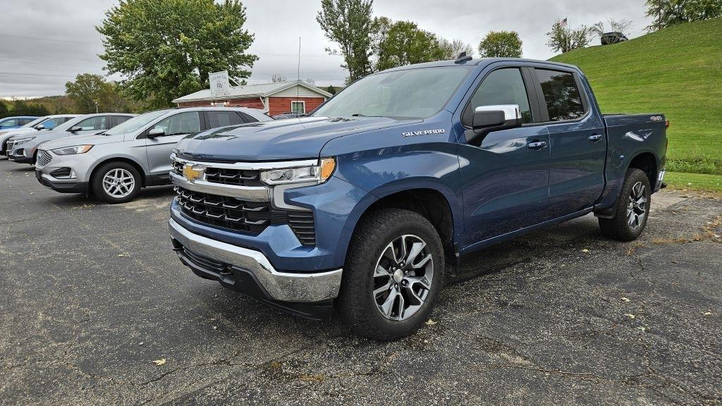 2024 Chevrolet Silverado 1500 LT-L Crew Cab 4WD