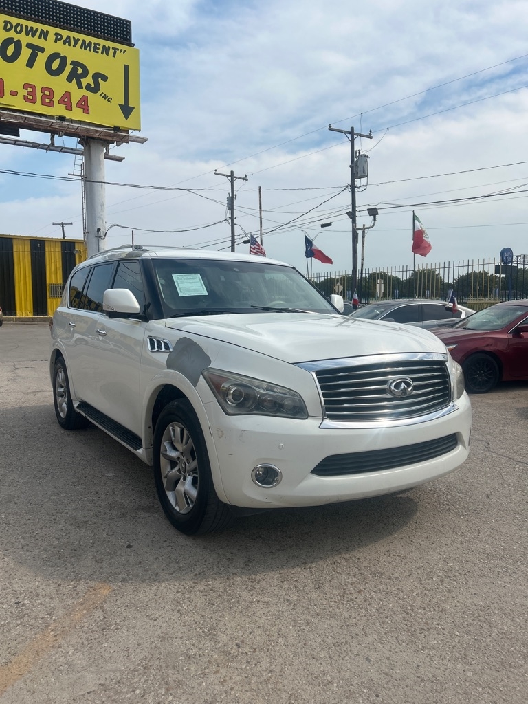 Infiniti QX56  2011