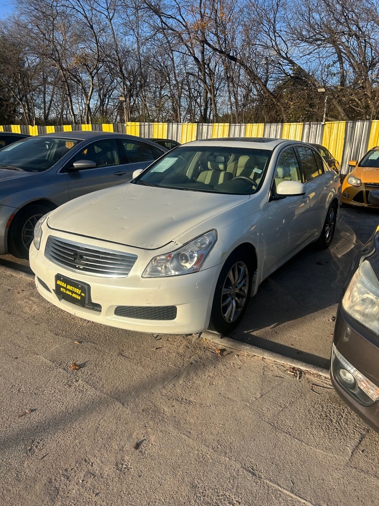 Infiniti G35  2008