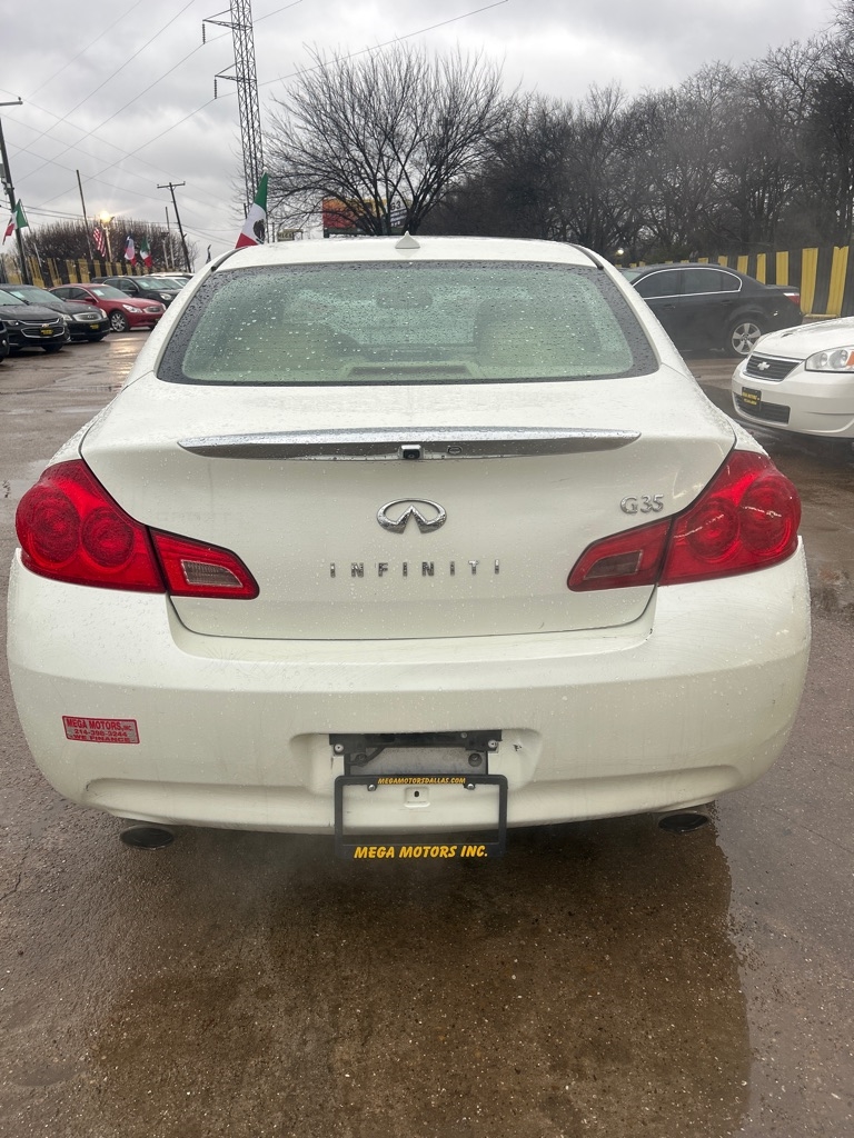 Infiniti G35  2008