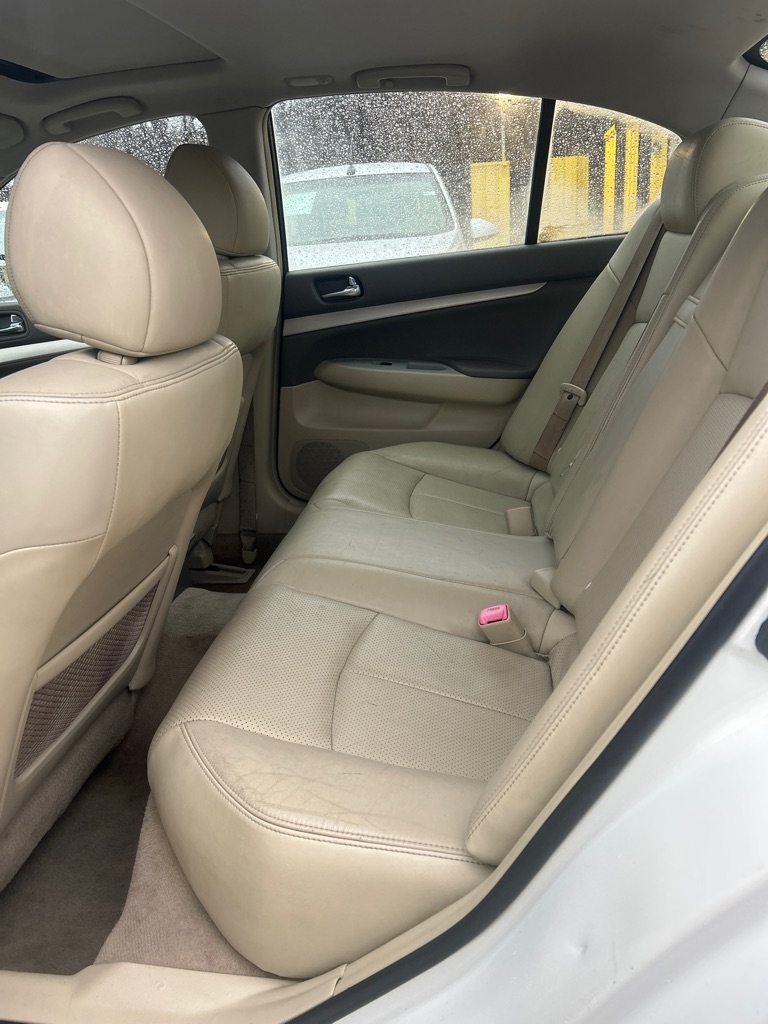 Infiniti G35  2008