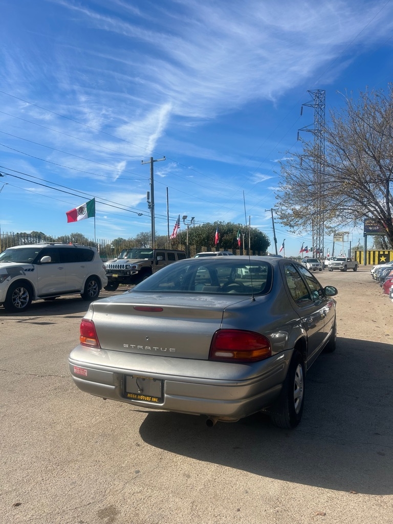 1998 Dodge Stratus BASE's photo