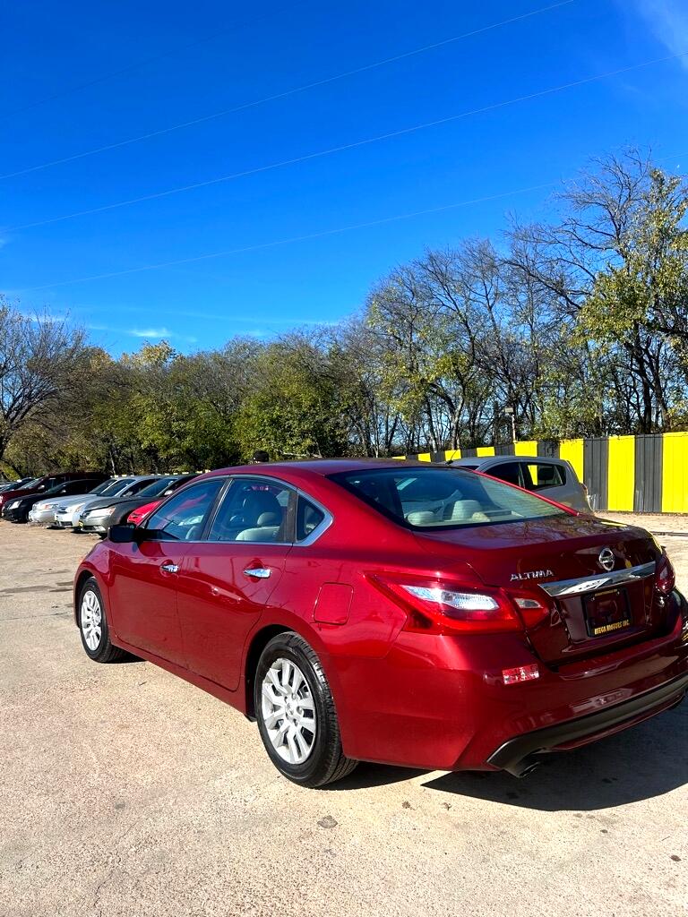 Nissan Altima  2017