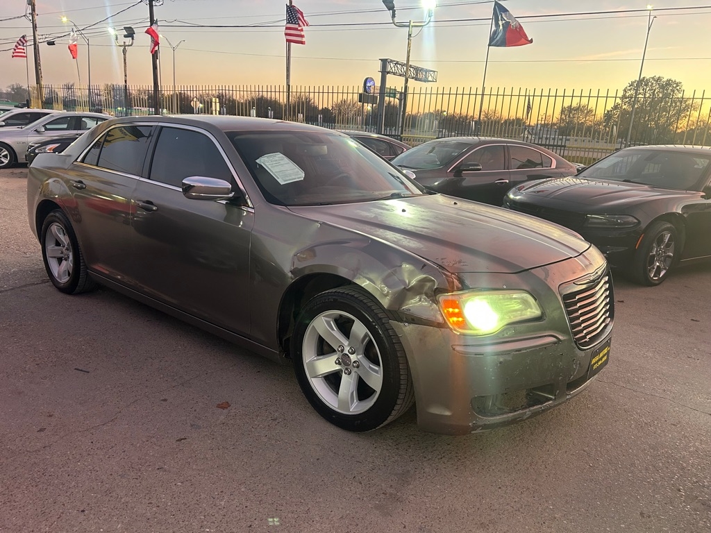 Chrysler 300  2014