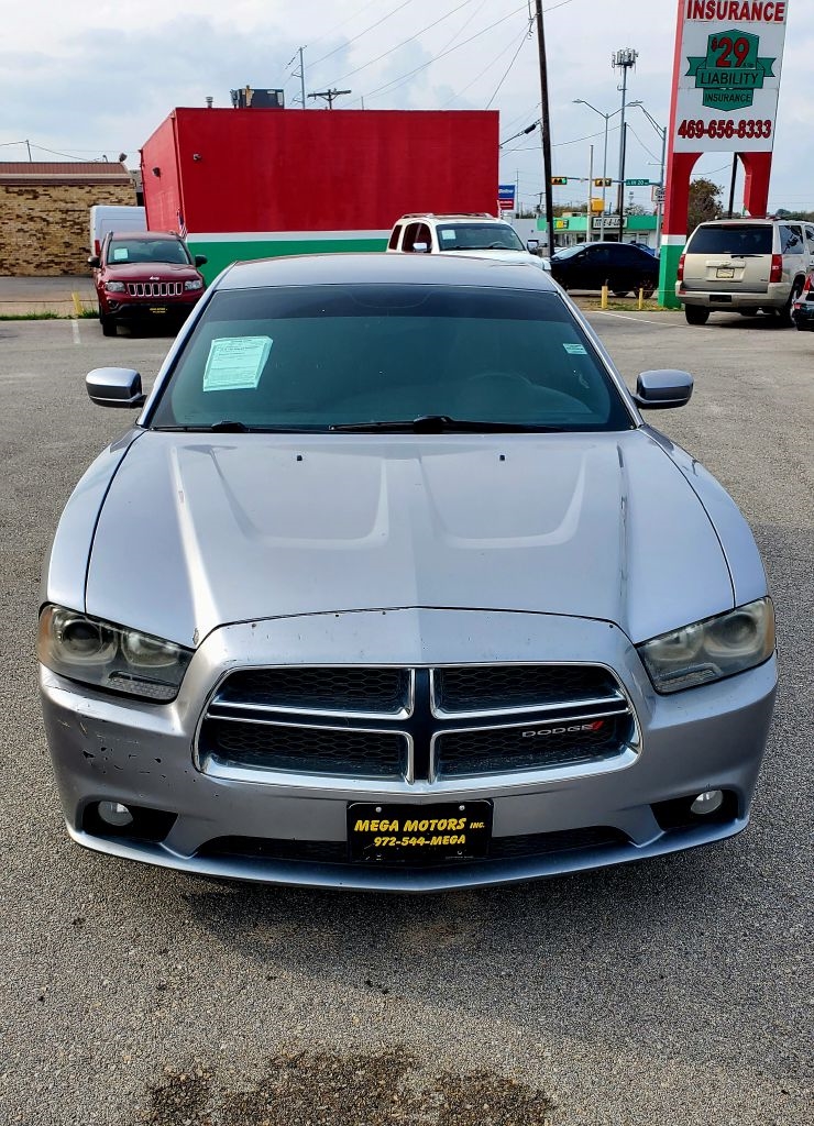 2014 Dodge Charger R/T's photo